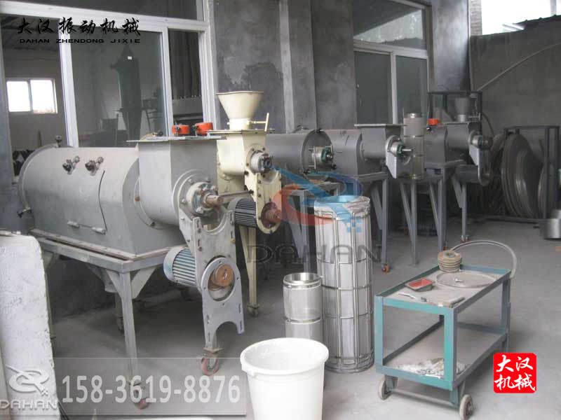 <a href='http://m.haerouline.cn/list_1_1.html' target='_blank'><u>�����Y</u></a>�ۙC(j��)